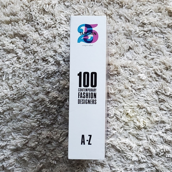 ⭐100 Contemporary Fashion Designers A-Z - Picture 3 of 8